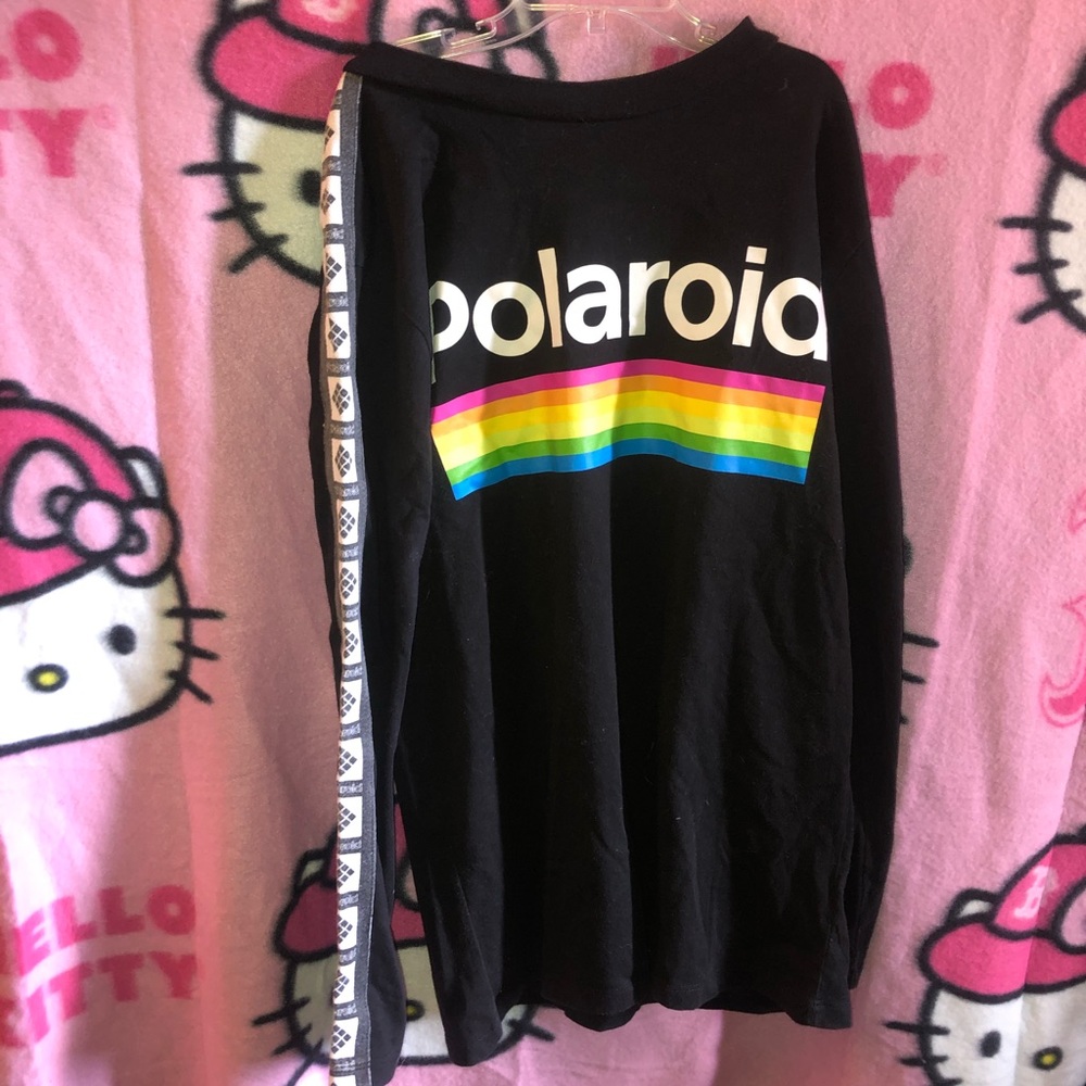 Polaroid top